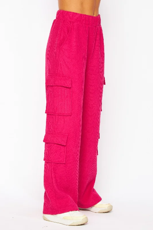 MAGENTA
