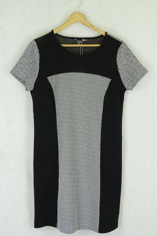 Katies Size M Black And White Dress Tunics Versatile functional