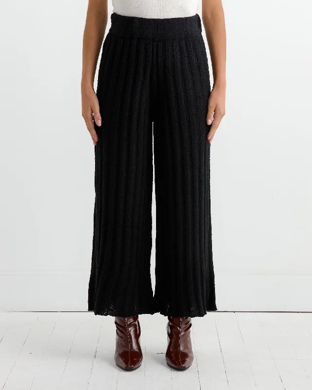Nakiri Pant in Black Trendy Wide-Leg Pants