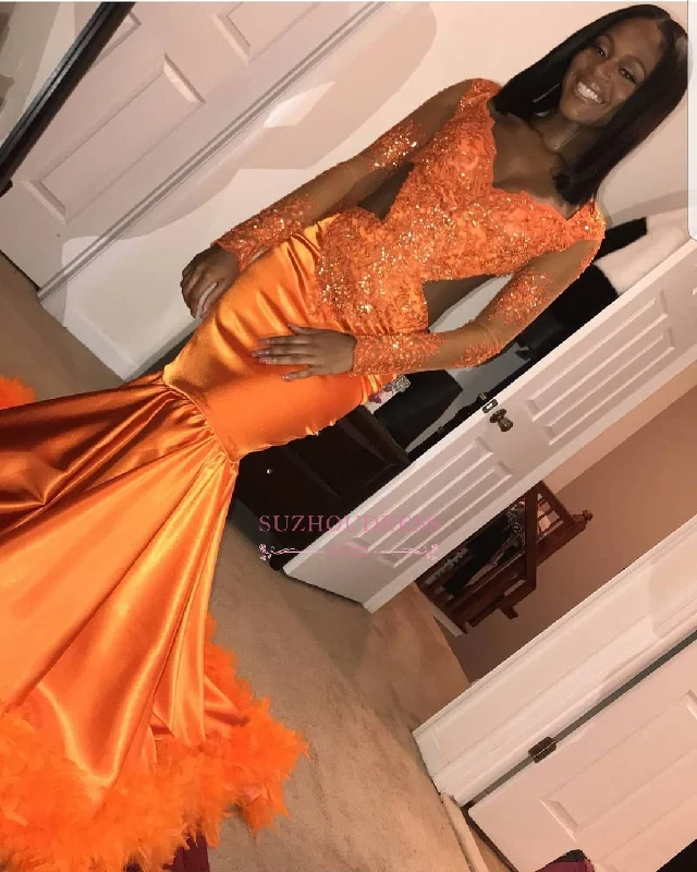 Special Long Sleeves Mermaid Appliques Prom Dresses | V-Neck Beading Long Evening Gown On Sale