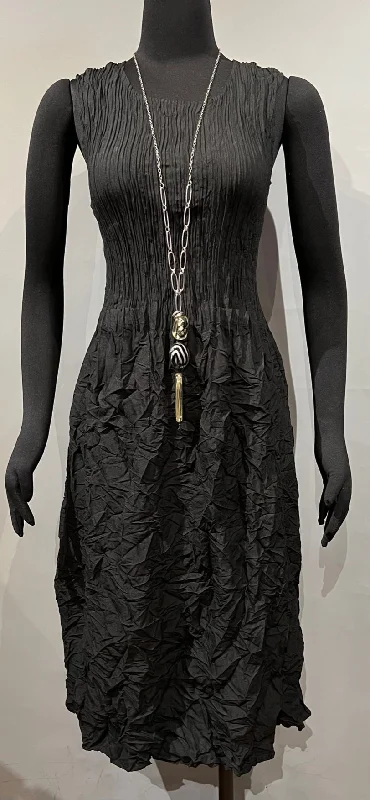 Alquema AD545BK Solid Black Sleeveless Smash Pocket Dress Tunics Polka dots