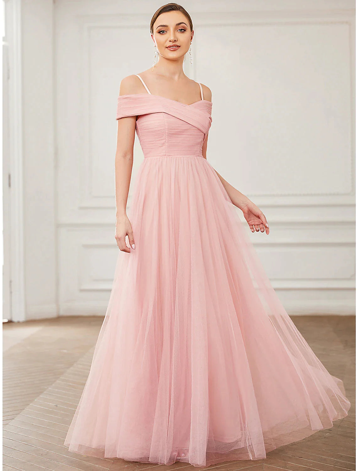A-Line Prom Dresses Elegant Wedding Guest Floor Length Sleeveless V Neck Tulle with Pleats A-Line Prom Dresses Elegant Wedding Guest Floor Length Sleeveless V Neck Tulle with Pleats