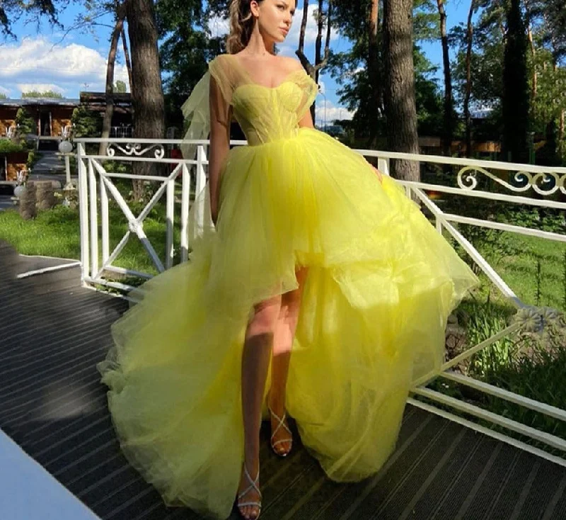 Cinessd  Lemon Yellow High-Low Prom Dresses Sweetheart Tulle Sleeveless A Line Lace-Up Back Evening Party Dresses Sweep Train Tunics Seasonal trendy