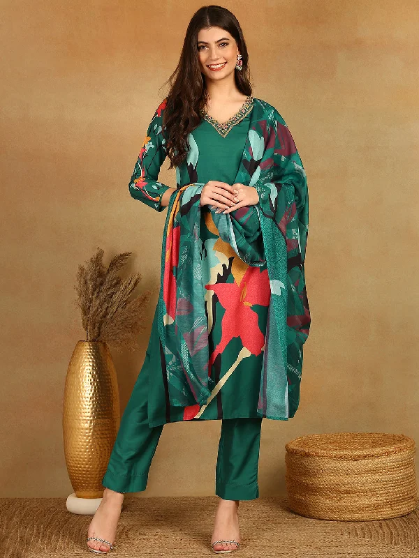 Green Silk Blend Floral Printed Kurta Trousers With Dupatta Trousers versatile all-occasion Green Silk Blend Floral Printed Kurta Trousers With Dupatta Trousers versatile all-occasion