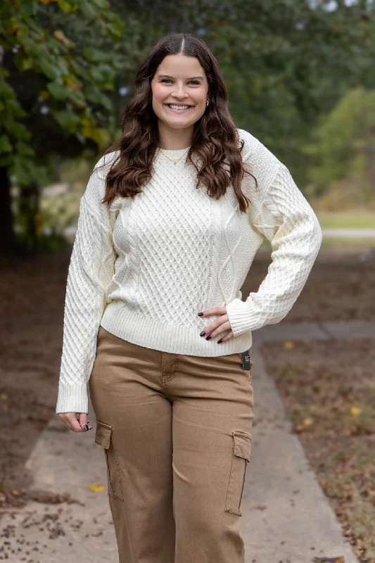 Holden Crew Neck Sweater - Cream Fitted Slim Tailored