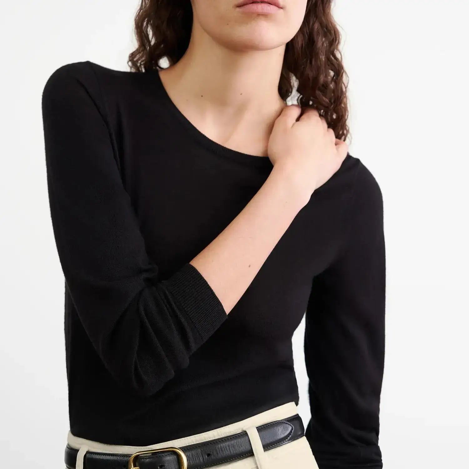 Oriana sweater in Black Layered Multi-layer Single Layer