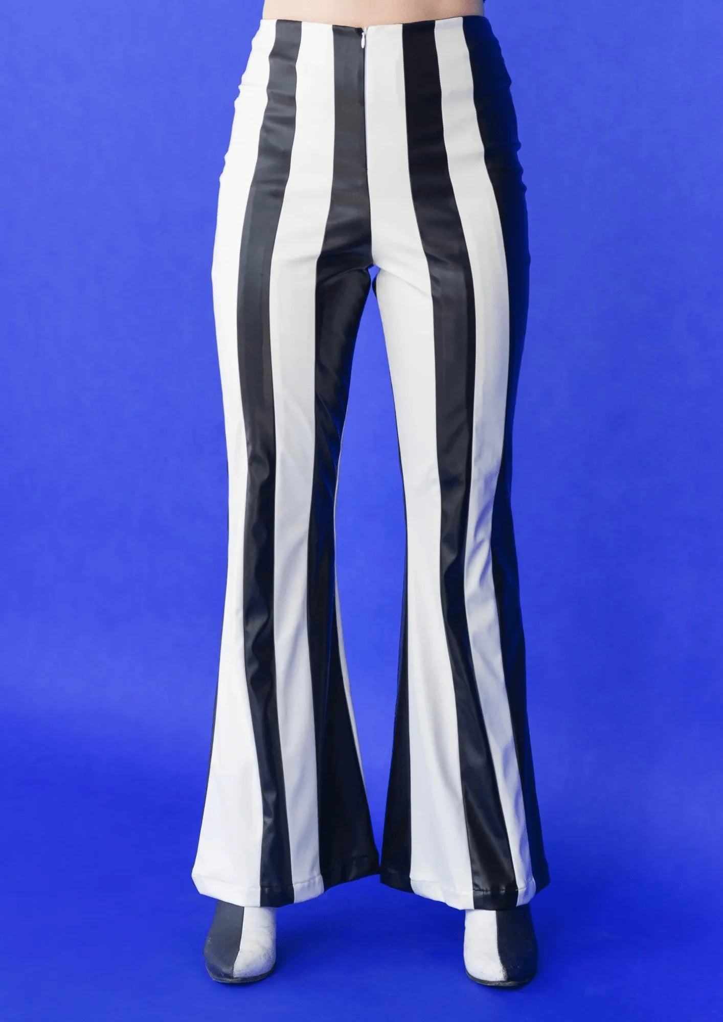 BLACK & WHITE CATERPILLAR MOUSE TROUSERS Trousers Cargo pockets