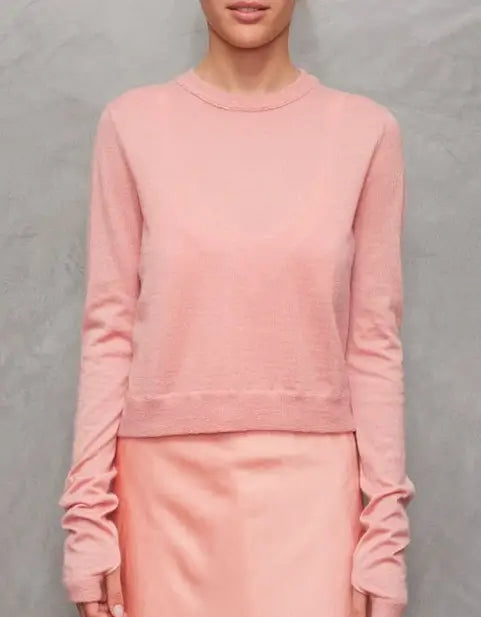 All Thumbs Tissue cashmere sweater in Nectarine Glossy Satin Silk