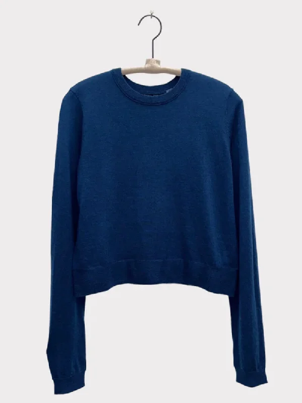 All thumbs cashmere sweater in Indigo Elegant Classic Vintage