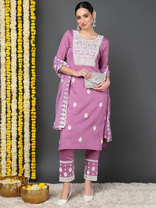 Pink Silk Blend Solid Embroidered Straight Kurta Trouser With Dupatta Trousers Cargo pockets Pink Silk Blend Solid Embroidered Straight Kurta Trouser With Dupatta Trousers Cargo pockets